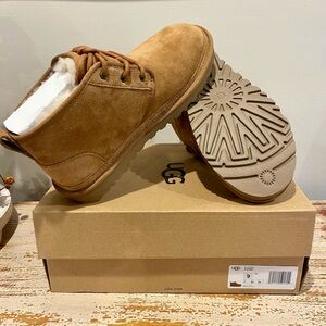 UGG Chestnut Women’s Neumel Boot